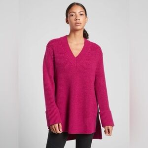 NEW Athleta Shasta V Neck Sweater Pink Wool Long Sleeve Tunic Pullover SMALL
